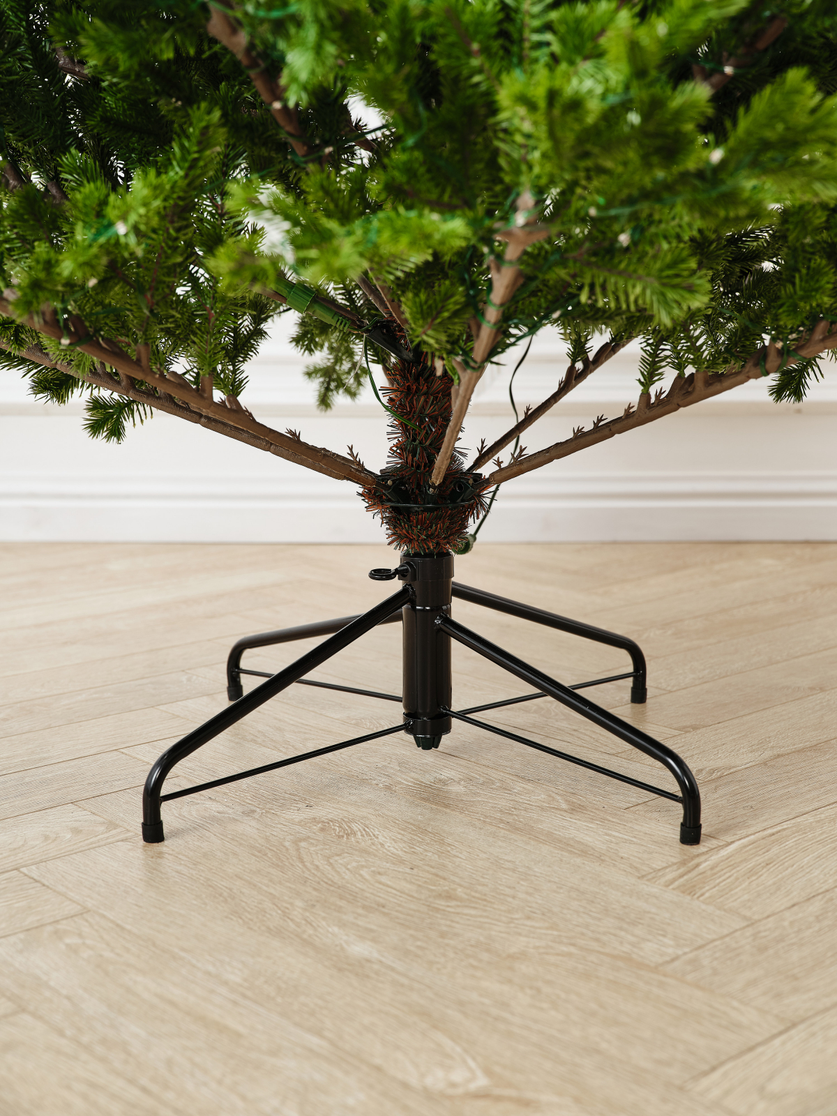 Искусственная елка BINOSHE Meribel 1100 LED литая 180 см
