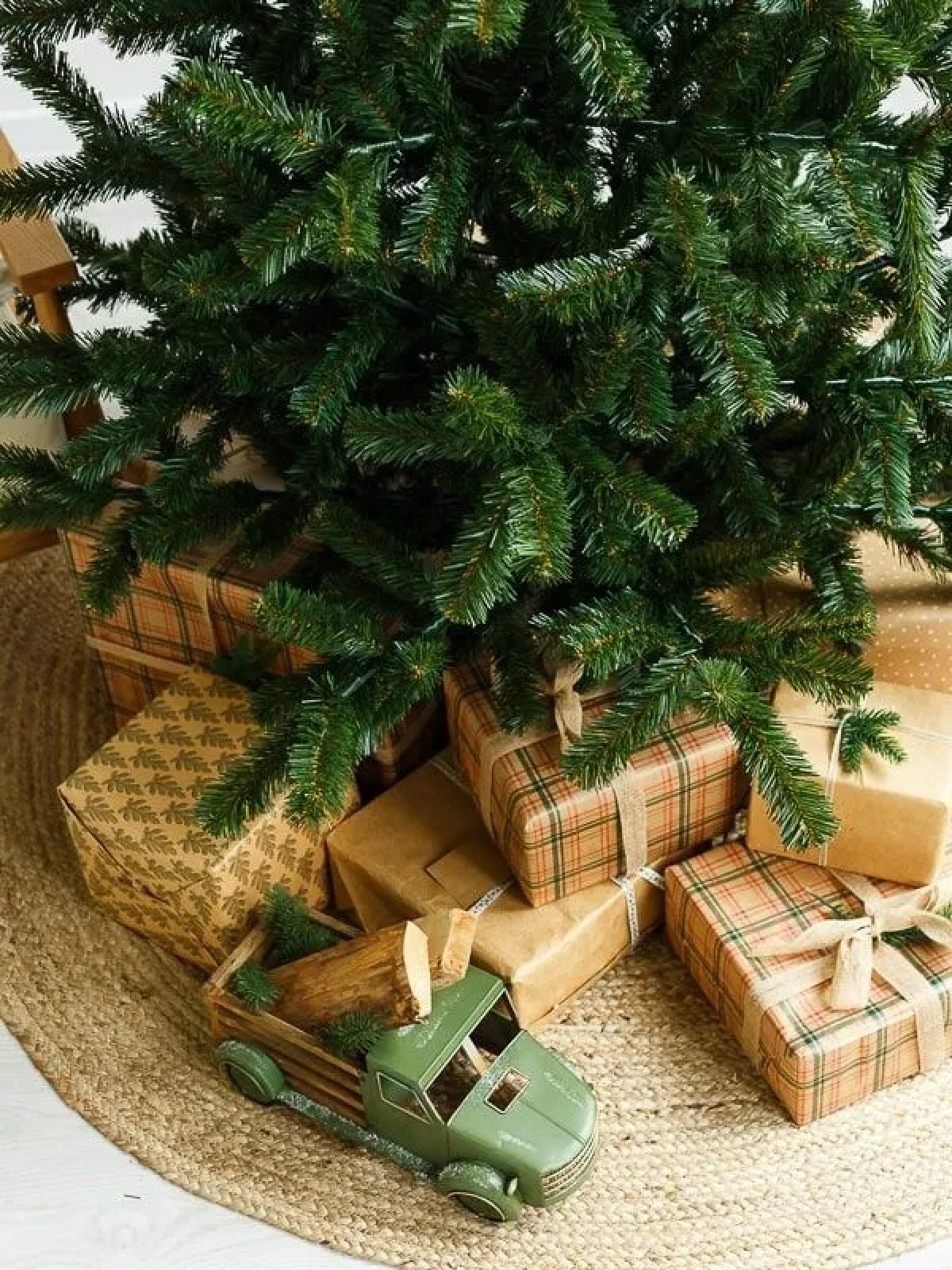 Ель искусственная Green Trees Лесная сказка 1.8 м