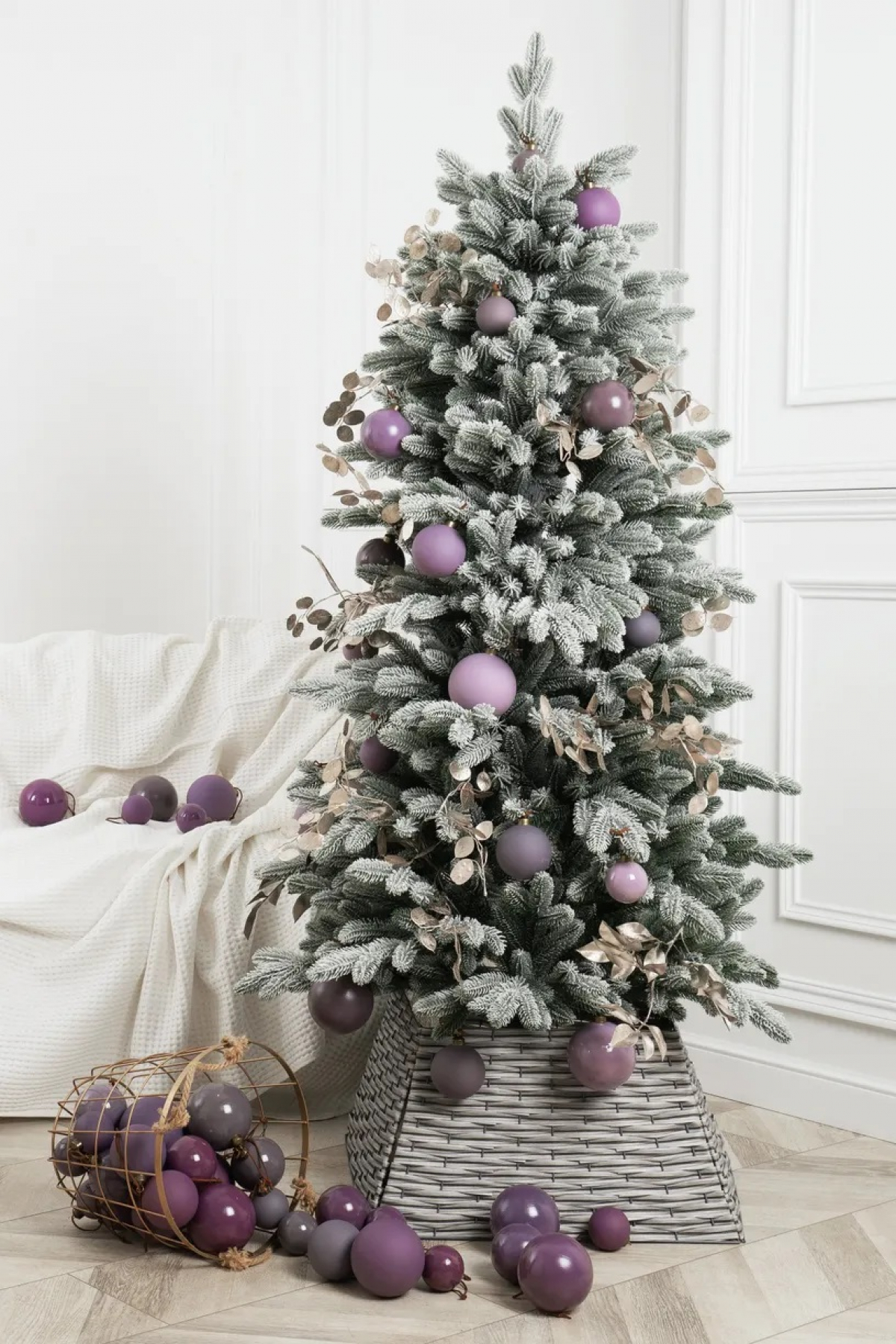 Ель искусственная Crystal trees Барселона в снегу 150 см