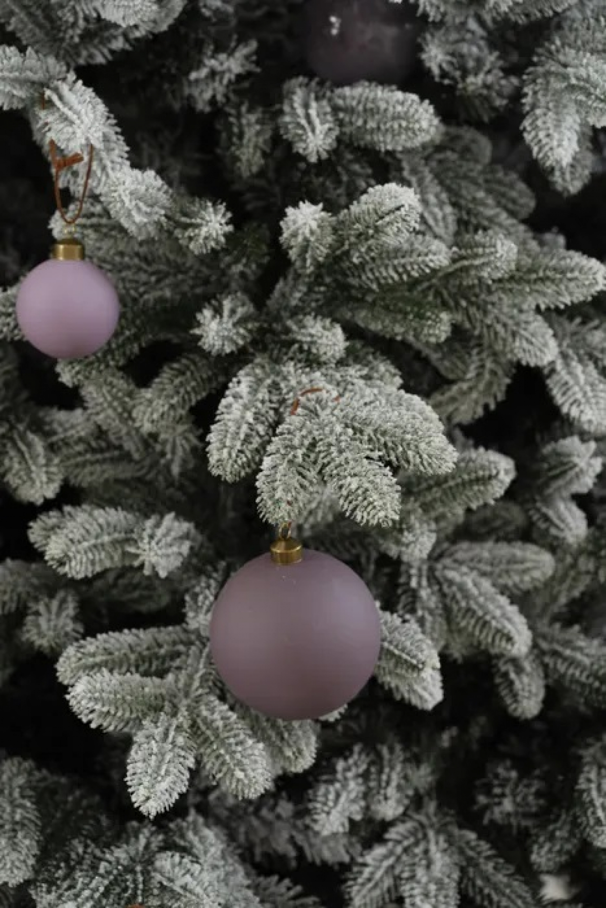 Crystal trees Ель искусственная БЕРМИНГЕМ в снегу 185 см