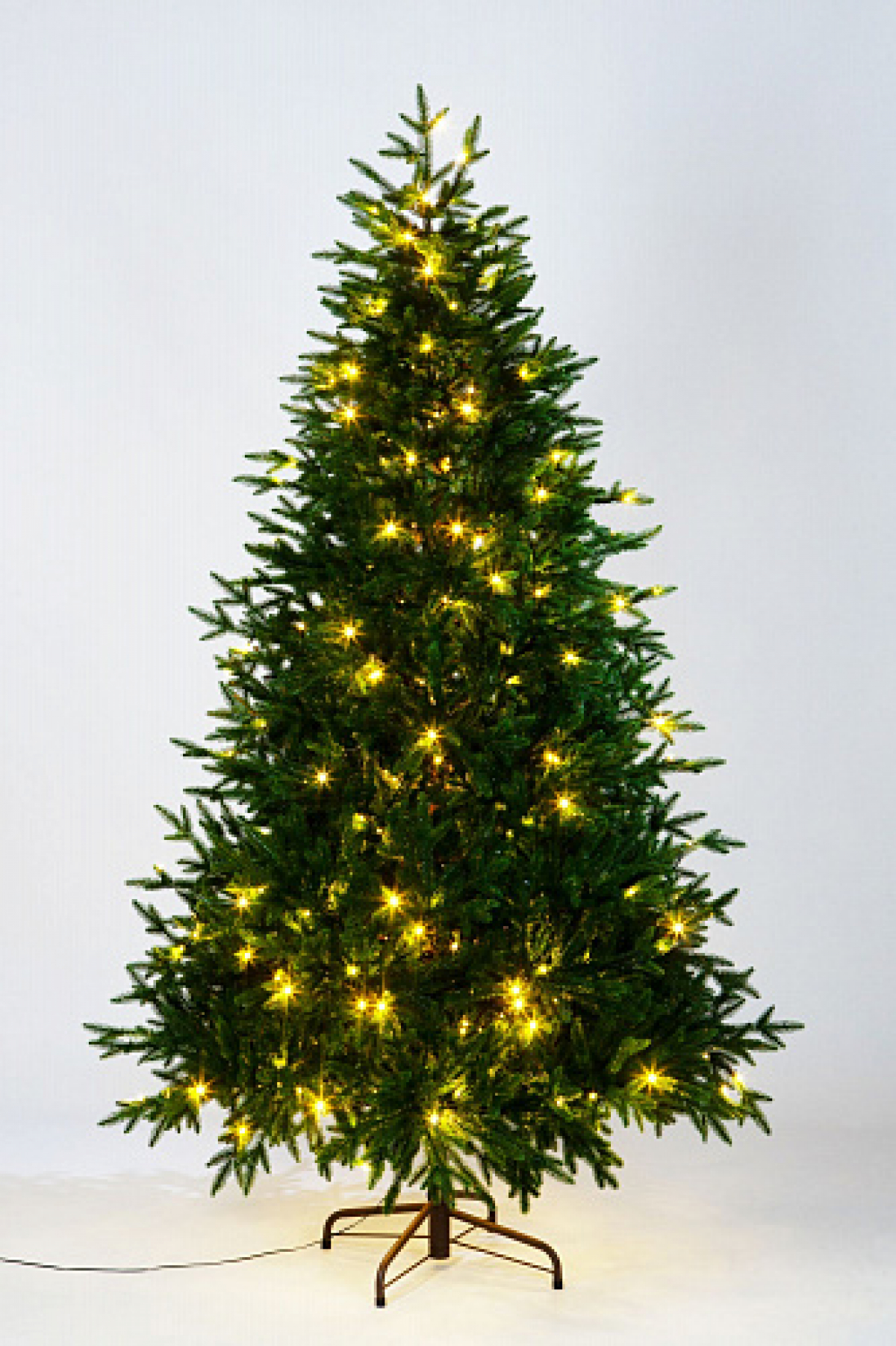 Crystal trees Ель искусственная Персея с вплетенной гирляндой 150 см