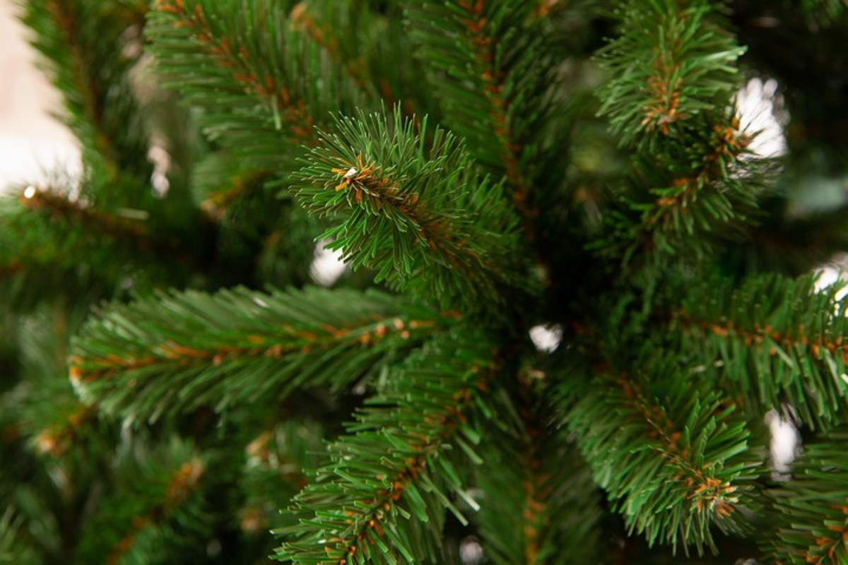 Crystal trees Ель искусственная Праздничная 40 см