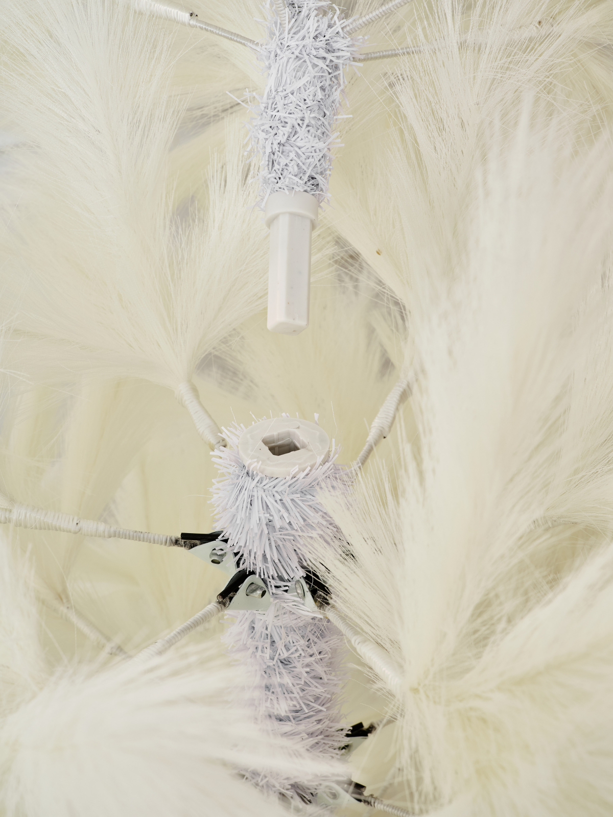 Искусственная елка BINOSHE White Charm 210 см