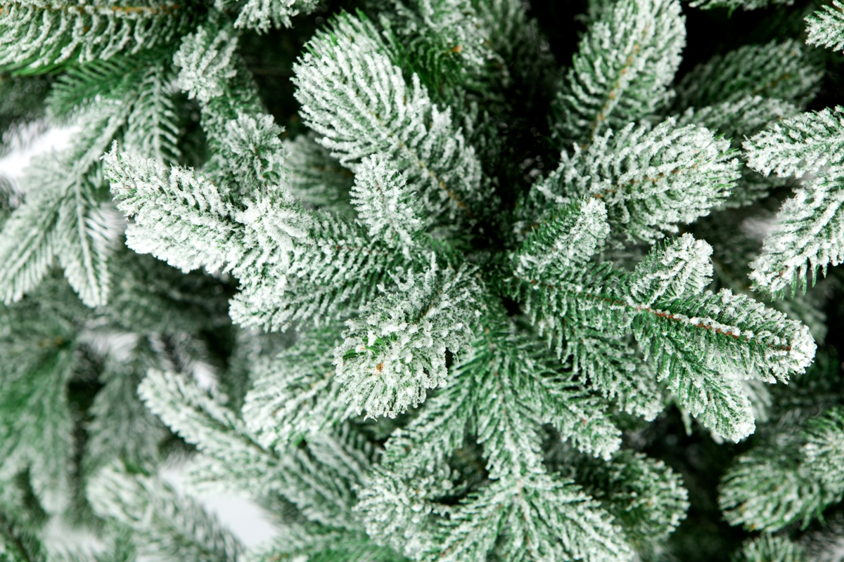 Crystal trees Ель искусственная МОНСЕРРАТ в снегу 180 см