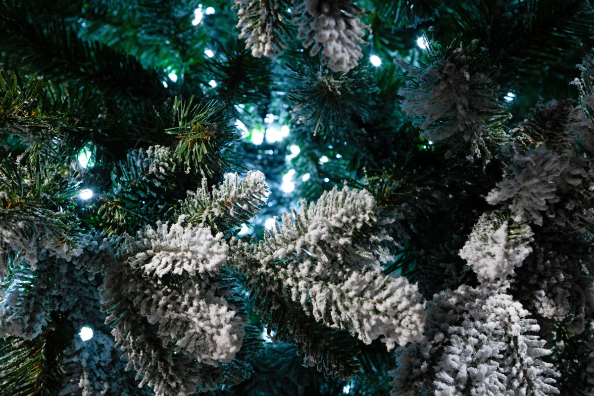 Crystal trees Ель Габи заснеженная LED 1.8