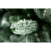 crystal-trees-el-iskusstvennaya-monserrat-v-snegu-180-sm