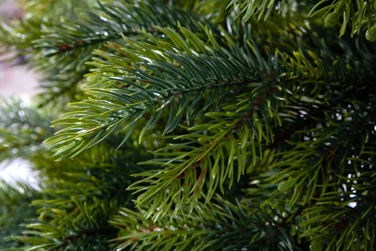 CRYSTAL TREES Ель искусственная Атланта премиум 2.1 м